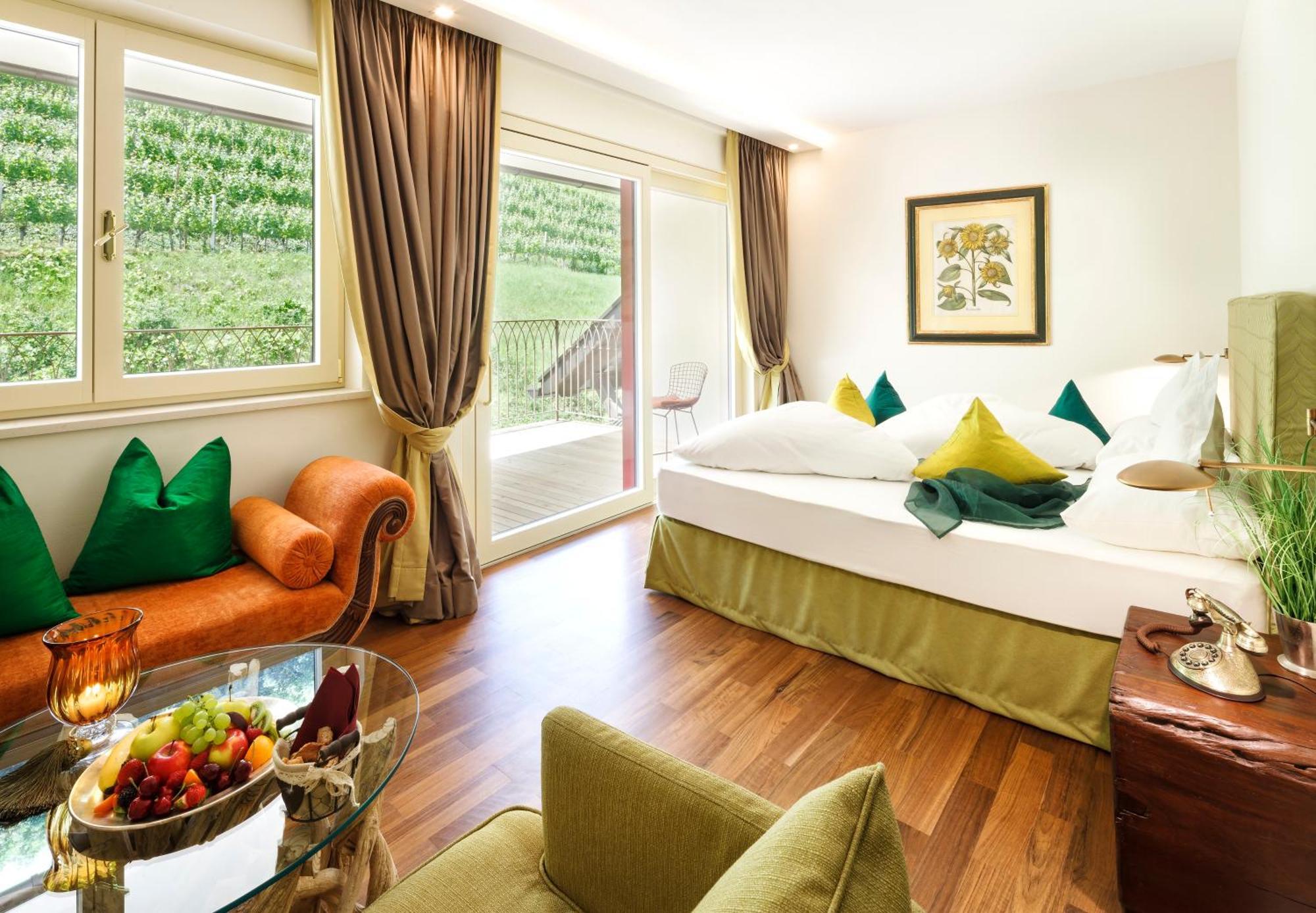 Schloss Hotel Korb Апиано сула Страда дел Вино Екстериор снимка